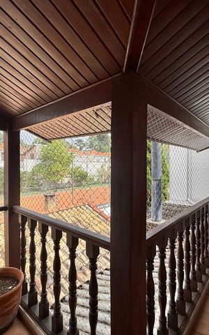 Casa de condomínio à venda com 397m², 4 quartos e 4 vagas Casa de condomínio à venda com 397m², 4 quartos e 4 vagasSacada Suíte 3 e 4