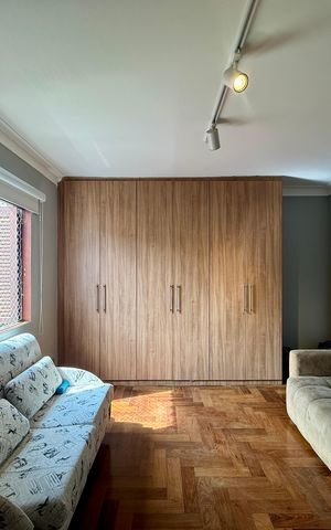 Casa de condomínio à venda com 397m², 4 quartos e 4 vagas Casa de condomínio à venda com 397m², 4 quartos e 4 vagasSuíte 2