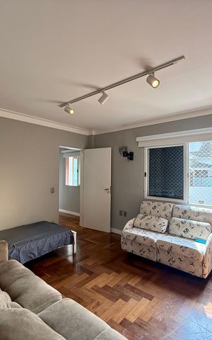 Casa de condomínio à venda com 397m², 4 quartos e 4 vagas Casa de condomínio à venda com 397m², 4 quartos e 4 vagasSuíte 2