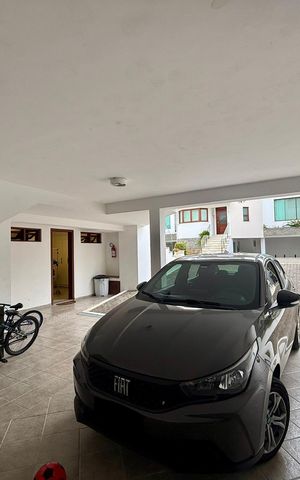 Casa de condomínio à venda com 397m², 4 quartos e 4 vagas Casa de condomínio à venda com 397m², 4 quartos e 4 vagasGaragem