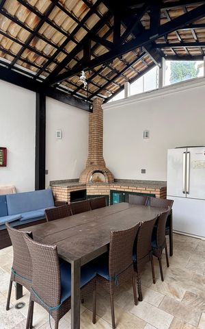 Casa de condomínio à venda com 397m², 4 quartos e 4 vagas Casa de condomínio à venda com 397m², 4 quartos e 4 vagasChurrasqueira