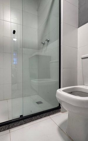 Apartamento à venda com 98m², 3 quartos e 2 vagas Apartamento à venda com 98m², 3 quartos e 2 vagasBanheiro Social