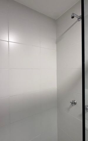 Apartamento à venda com 98m², 3 quartos e 2 vagas Apartamento à venda com 98m², 3 quartos e 2 vagasBanheiro Social