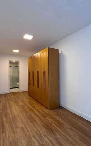 Apartamento à venda com 98m², 3 quartos e 2 vagas Apartamento à venda com 98m², 3 quartos e 2 vagasSuite