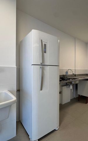Apartamento à venda com 98m², 3 quartos e 2 vagas Apartamento à venda com 98m², 3 quartos e 2 vagasCozinha e Área de Serviço