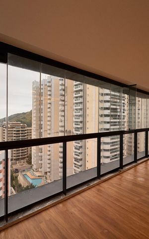 Apartamento à venda com 119m², 3 quartos e 2 vagasVaranda
