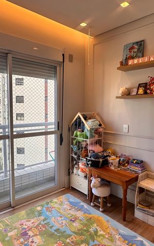 Apartamento à venda com 234m², 4 quartos e 4 vagas Apartamento à venda com 234m², 4 quartos e 4 vagasQuarto