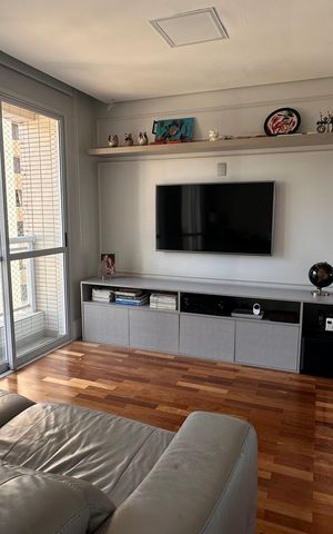 Apartamento à venda com 234m², 4 quartos e 4 vagas Apartamento à venda com 234m², 4 quartos e 4 vagasSala 2