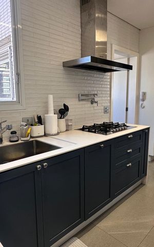 Apartamento à venda com 234m², 4 quartos e 4 vagas Apartamento à venda com 234m², 4 quartos e 4 vagasCozinha