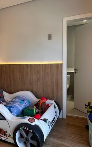 Apartamento à venda com 234m², 4 quartos e 4 vagas Apartamento à venda com 234m², 4 quartos e 4 vagasSuíte 2
