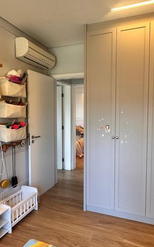 Apartamento à venda com 234m², 4 quartos e 4 vagas Apartamento à venda com 234m², 4 quartos e 4 vagasQuarto