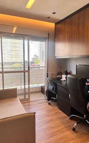 Apartamento à venda com 234m², 4 quartos e 4 vagas Apartamento à venda com 234m², 4 quartos e 4 vagasEscritório