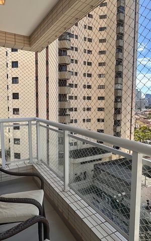 Apartamento à venda com 234m², 4 quartos e 4 vagas Apartamento à venda com 234m², 4 quartos e 4 vagasVaranda da Suíte 3