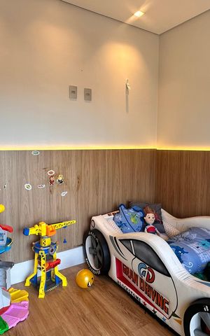 Apartamento à venda com 234m², 4 quartos e 4 vagas Apartamento à venda com 234m², 4 quartos e 4 vagasSuíte 2