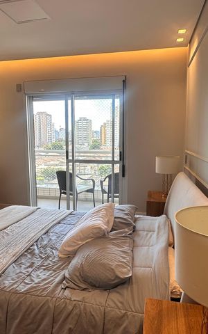 Apartamento à venda com 234m², 4 quartos e 4 vagas Apartamento à venda com 234m², 4 quartos e 4 vagasSuíte 3