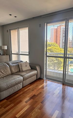 Apartamento à venda com 234m², 4 quartos e 4 vagas Apartamento à venda com 234m², 4 quartos e 4 vagasSala 2