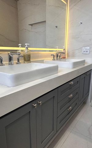 Apartamento à venda com 234m², 4 quartos e 4 vagas Apartamento à venda com 234m², 4 quartos e 4 vagasBanheiro da Suíte 3