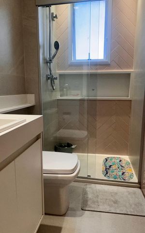Apartamento à venda com 234m², 4 quartos e 4 vagas Apartamento à venda com 234m², 4 quartos e 4 vagasBanheiro da Suíte