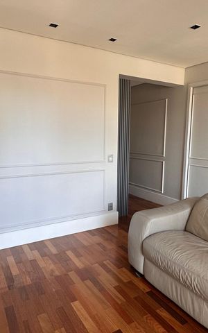 Apartamento à venda com 234m², 4 quartos e 4 vagas Apartamento à venda com 234m², 4 quartos e 4 vagasSala 2