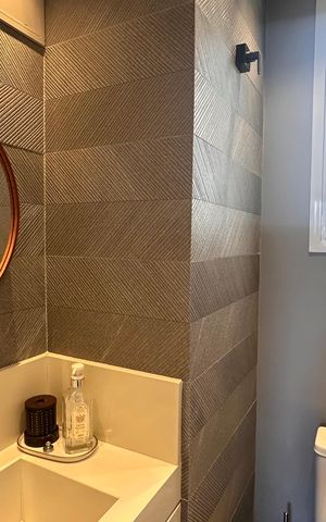 Apartamento à venda com 234m², 4 quartos e 4 vagas Apartamento à venda com 234m², 4 quartos e 4 vagasLavabo