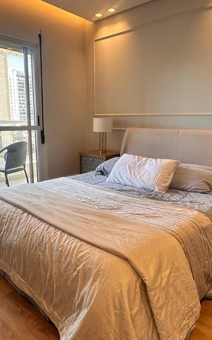 Apartamento à venda com 234m², 4 quartos e 4 vagas Apartamento à venda com 234m², 4 quartos e 4 vagasSuíte 3