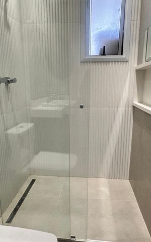 Apartamento à venda com 234m², 4 quartos e 4 vagas Apartamento à venda com 234m², 4 quartos e 4 vagasBanheiro social
