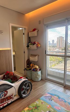 Apartamento à venda com 234m², 4 quartos e 4 vagas Apartamento à venda com 234m², 4 quartos e 4 vagasSuíte 2