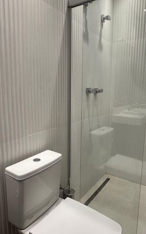 Apartamento à venda com 234m², 4 quartos e 4 vagas Apartamento à venda com 234m², 4 quartos e 4 vagasBanheiro social