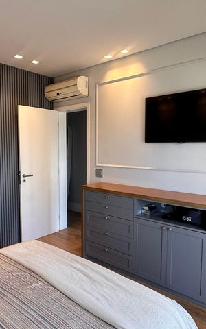 Apartamento à venda com 234m², 4 quartos e 4 vagas Apartamento à venda com 234m², 4 quartos e 4 vagasSuíte 3