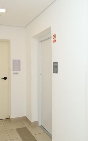 Apartamento para alugar com 32m², 2 quartos e sem vagaÁrea comum - Saguão do andar