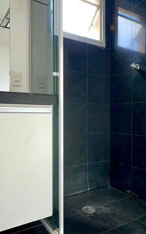 Studio à venda com 28m², 1 quarto e 1 vaga Studio à venda com 28m², 1 quarto e 1 vagaBanheiro
