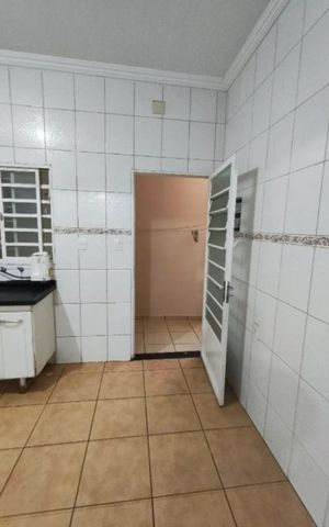 Casa para alugar com 450m², 3 quartos e 2 vagas Casa para alugar com 450m², 3 quartos e 2 vagasCozinha