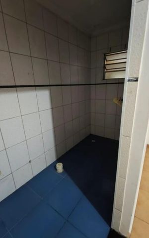 Casa para alugar com 450m², 3 quartos e 2 vagas Casa para alugar com 450m², 3 quartos e 2 vagasBanheiro