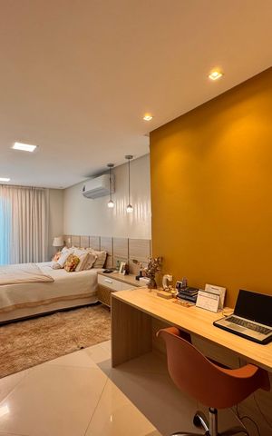 Casa de condomínio à venda com 340m², 4 quartos e 3 vagas Casa de condomínio à venda com 340m², 4 quartos e 3 vagasSuíte 3 (Master)