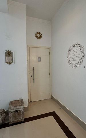 Casa à venda com 185m², 3 quartos e 4 vagasSala