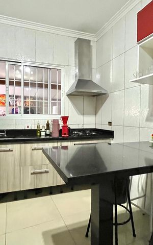 Casa à venda com 150m², 3 quartos e 2 vagas Casa à venda com 150m², 3 quartos e 2 vagasCozinha