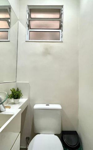 Casa à venda com 150m², 3 quartos e 2 vagas Casa à venda com 150m², 3 quartos e 2 vagasLavabo