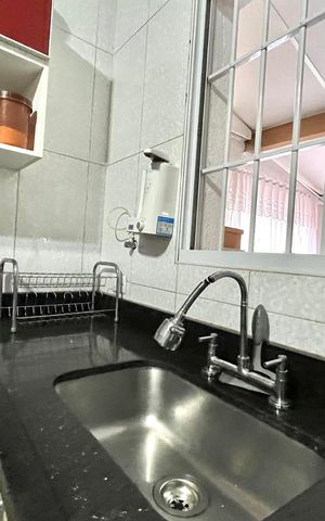 Casa à venda com 150m², 3 quartos e 2 vagas Casa à venda com 150m², 3 quartos e 2 vagasCozinha