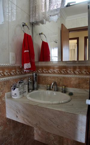 Apartamento para alugar com 138m², 4 quartos e 3 vagas Apartamento para alugar com 138m², 4 quartos e 3 vagasBanheiro - Torneira