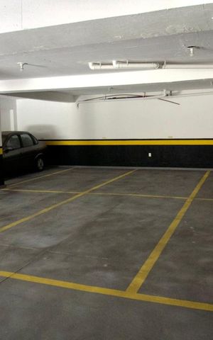 Apartamento para alugar com 138m², 4 quartos e 3 vagas Apartamento para alugar com 138m², 4 quartos e 3 vagasVagas de Garagem