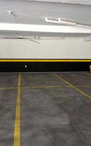 Apartamento para alugar com 138m², 4 quartos e 3 vagas Apartamento para alugar com 138m², 4 quartos e 3 vagasVagas de Garagem
