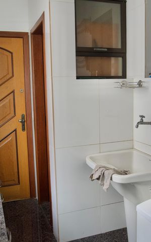 Apartamento para alugar com 138m², 4 quartos e 3 vagas Apartamento para alugar com 138m², 4 quartos e 3 vagasÁrea de Serviço