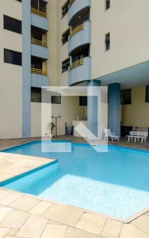 Apartamento para alugar com 57m², 2 quartos e 2 vagas Apartamento para alugar com 57m², 2 quartos e 2 vagasÁrea comum - Piscina
