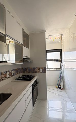 Apartamento para alugar com 57m², 2 quartos e 2 vagas Apartamento para alugar com 57m², 2 quartos e 2 vagasCozinha