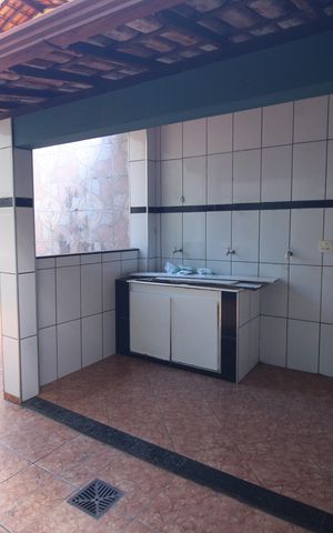 Casa à venda com 350m², 4 quartos e 14 vagasÁrea de Serviço
