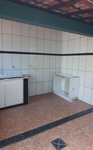 Casa à venda com 350m², 4 quartos e 14 vagasÁrea de Serviço