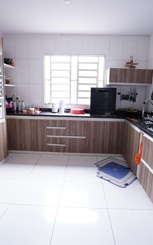 Casa à venda com 220m², 3 quartos e 2 vagas