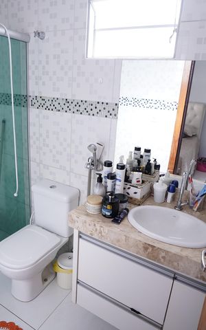 Casa à venda com 220m², 3 quartos e 2 vagas