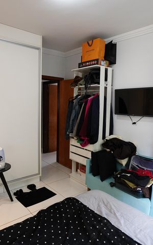 Casa à venda com 220m², 3 quartos e 2 vagas