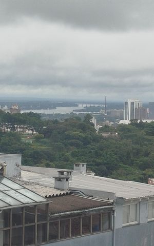 Apartamento à venda com 130m², 2 quartos e 2 vagasVista da janela
